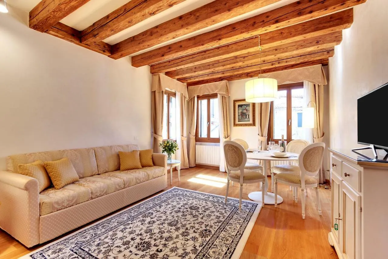 Ferienwohnung Nikki House Venedig Apartment