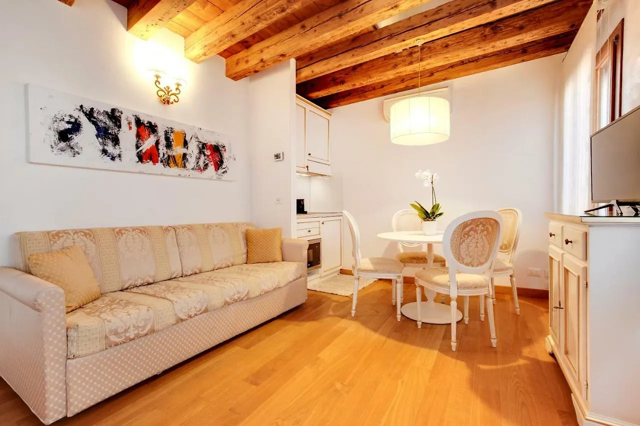 Ferienwohnung Nikki House Venedig Apartment